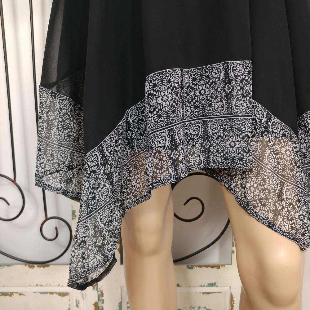 American Eagle handkerchief hem dress size XS - Picture 3 of 6
